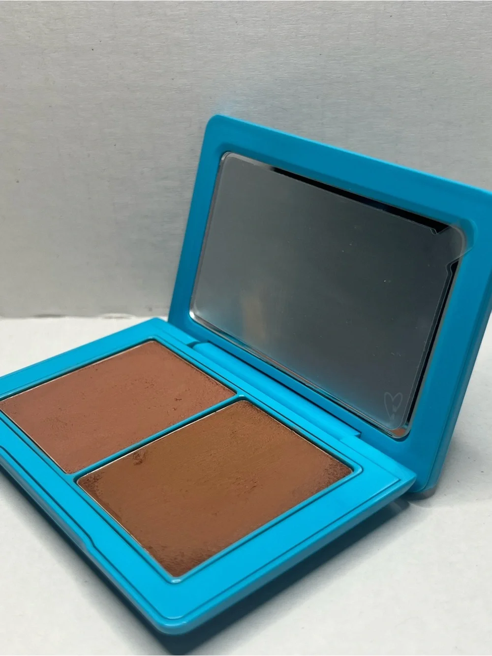 Westman Atelier Sun Tone Bronzing Crème.